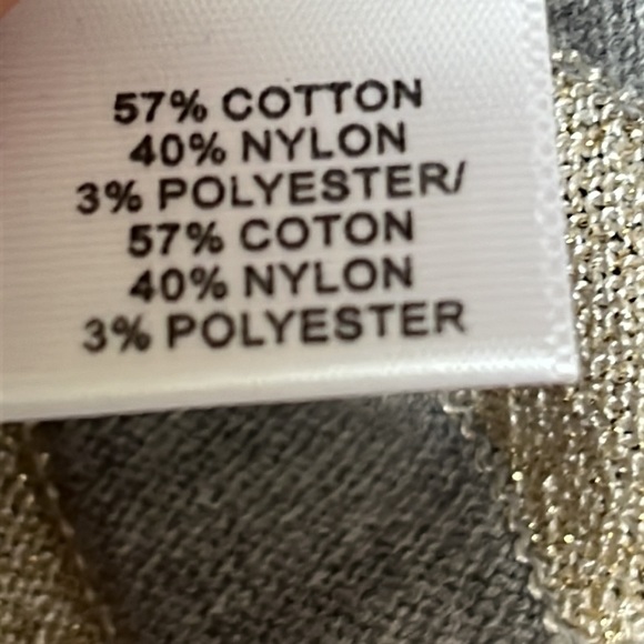 Vera Wang Cardigan - Picture 6 of 8